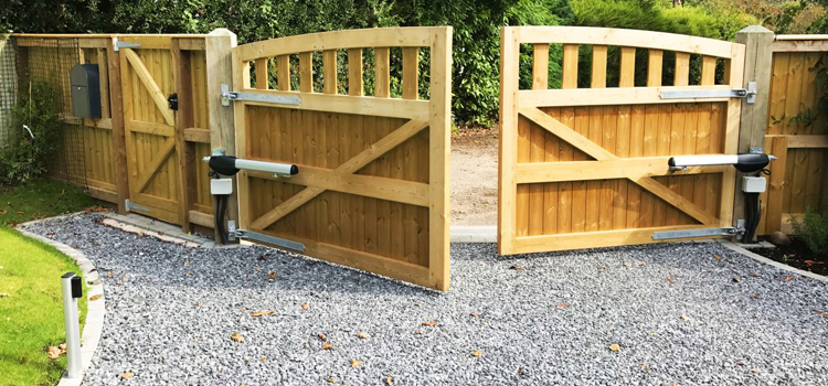 auto driveway gate opener repair in Costa Mesa